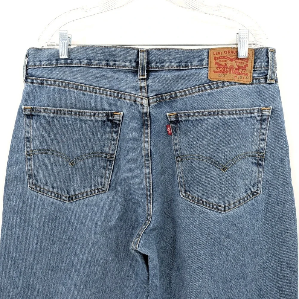 Classic Straight‎ Leg Levi's 550 Vintage Wash Cotton Jeans W36 L34
